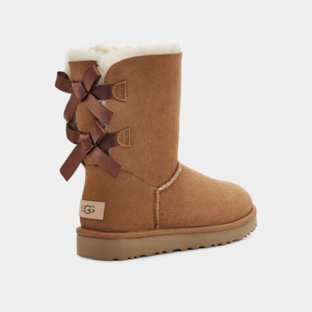 Ugg Bailey Bow II water resistant